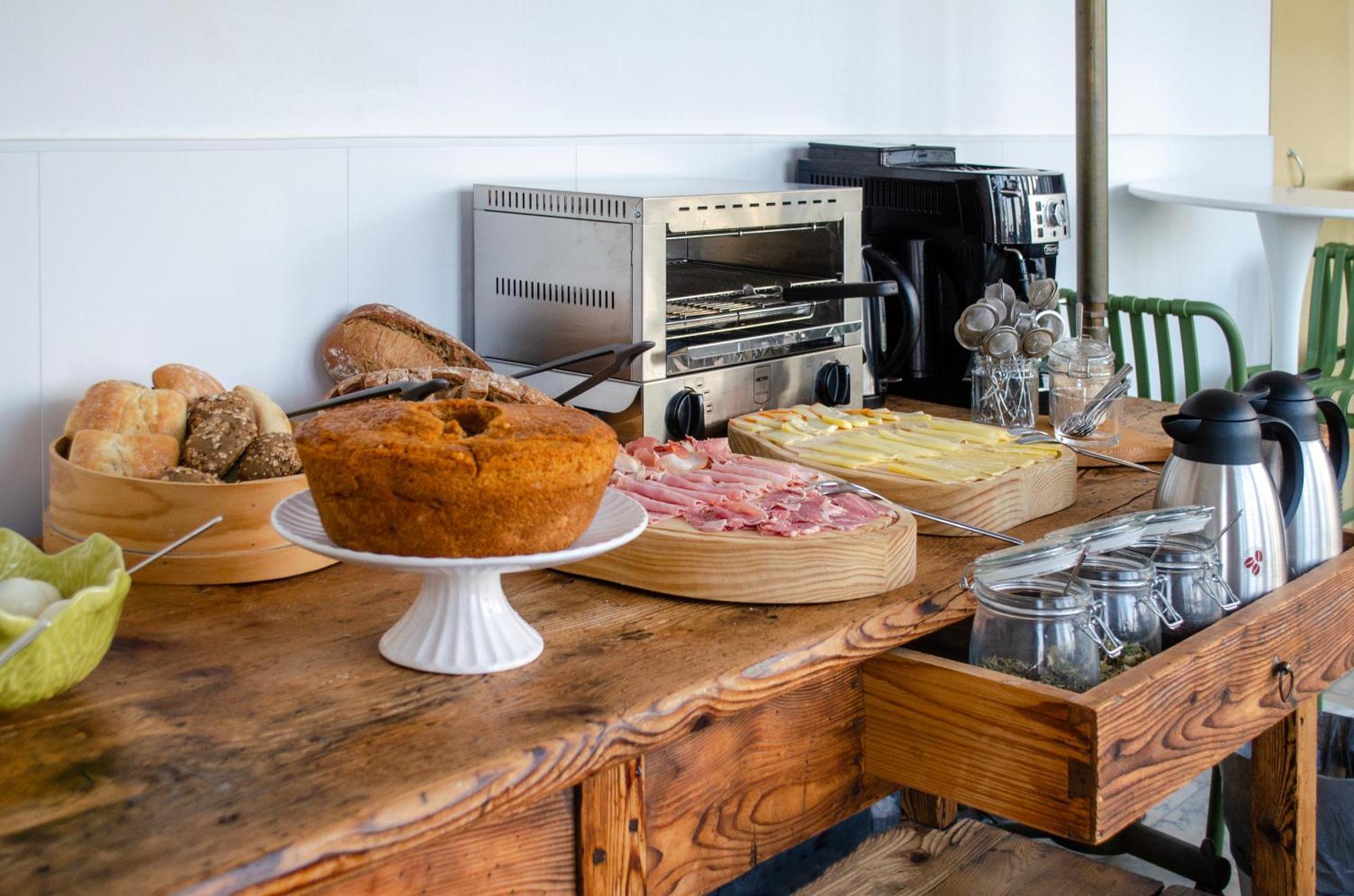 Cheese & Wine Lapa Hotel ลิสบอน ภายนอก รูปภาพ
